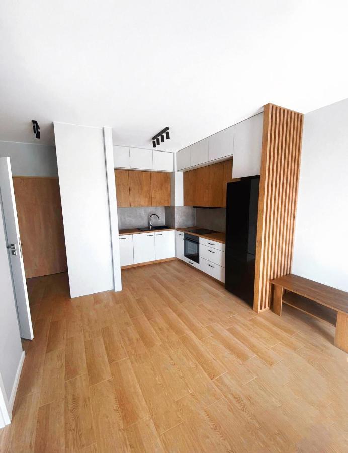 Elegant 1-Bedroom Flat With Balcony Near Breslau Exterior foto